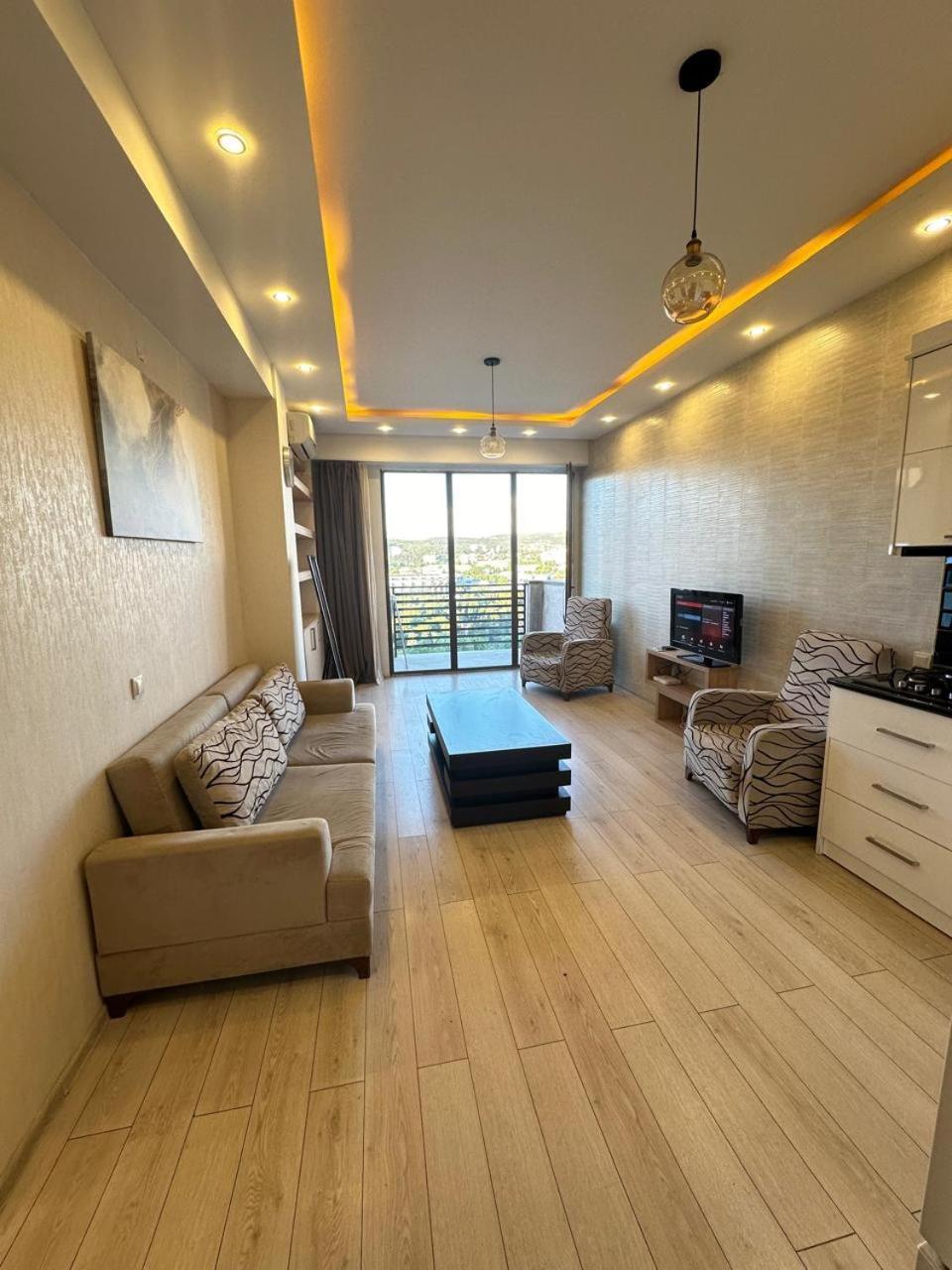 Apartment In The Center Тбилиси Экстерьер фото